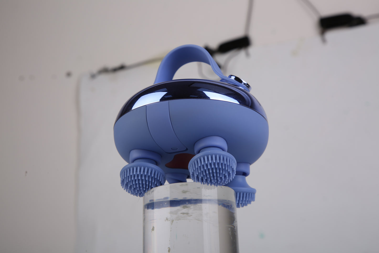 1Pc Electric Scalp Massager Rechargeable Head Mssager IPX7 Waterproof Dog Cat Massager With Red Light 3 Modes 3 Types Of Massage Claws For Men Women Elders